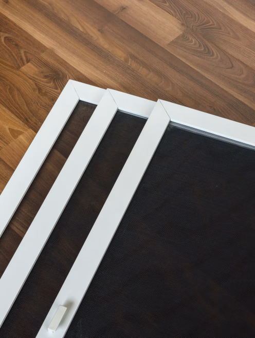 cechy moskitier na okna dachowe