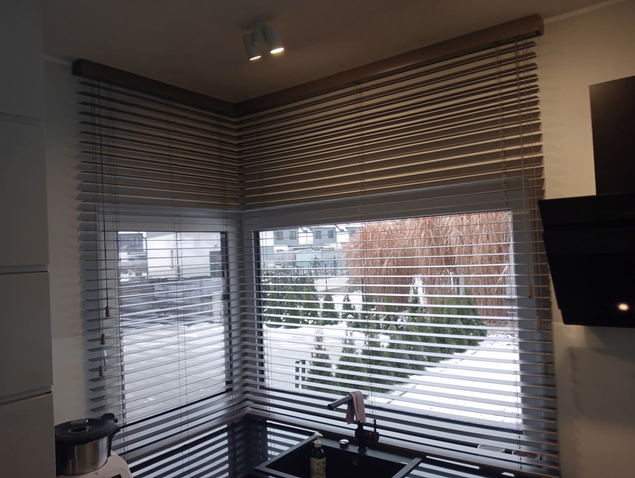 zalety żaluzji aluminiowych